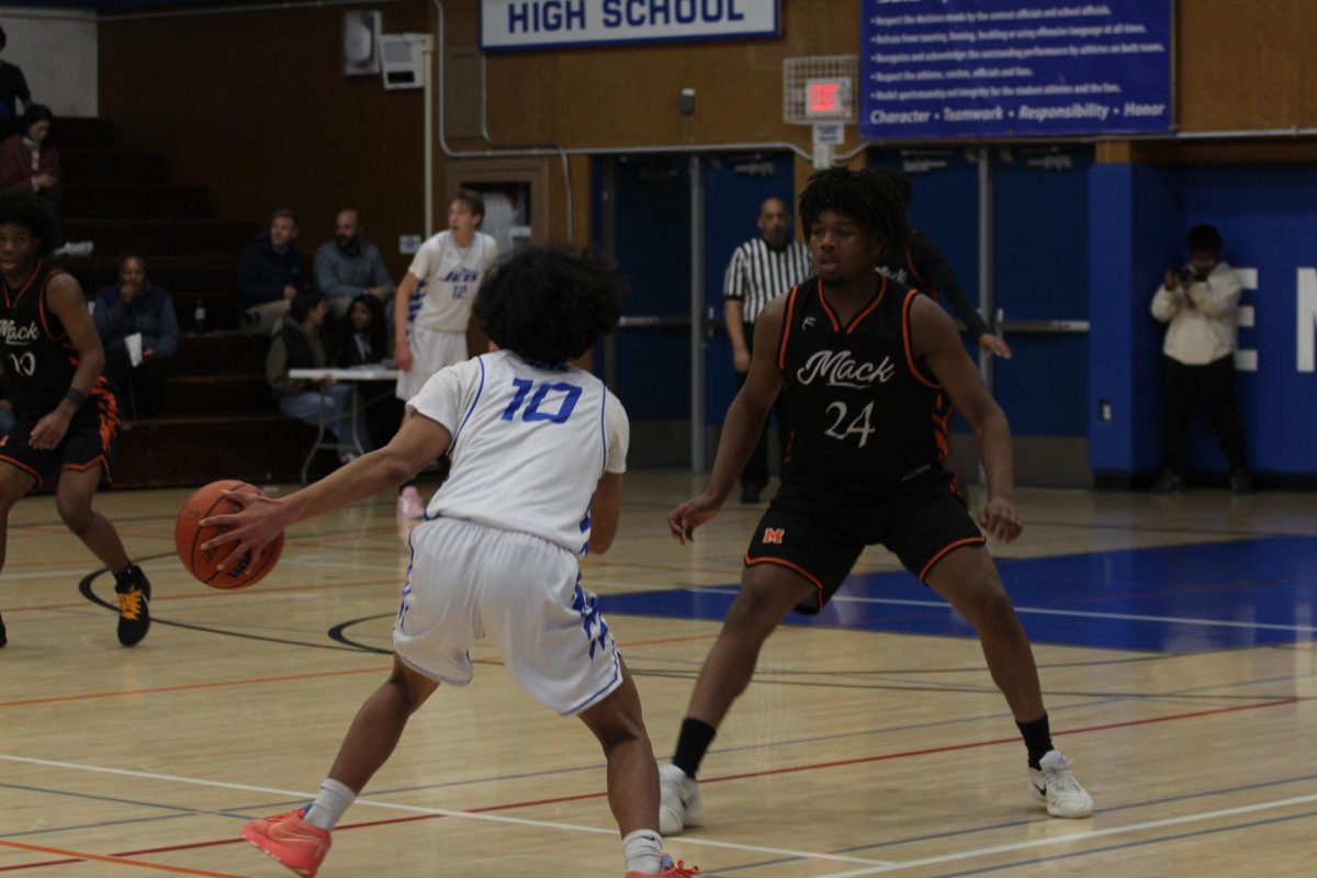 vs McClymonds - Dubow (3)