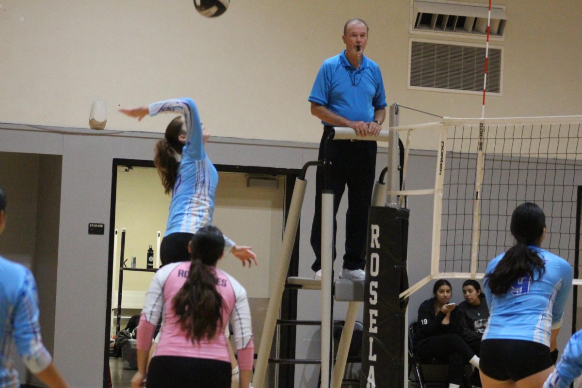 Kai Gordon (11) attempts to score against Roseland on Nov 11.
